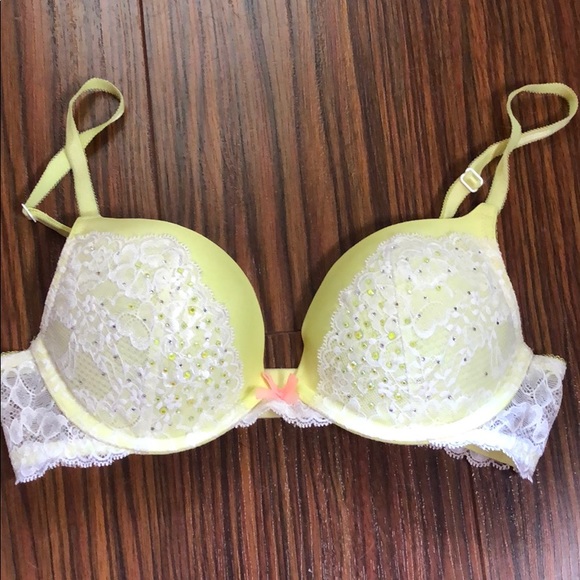 Victoria’s Secret Dream Angels Push Up Bra - Picture 1 of 4